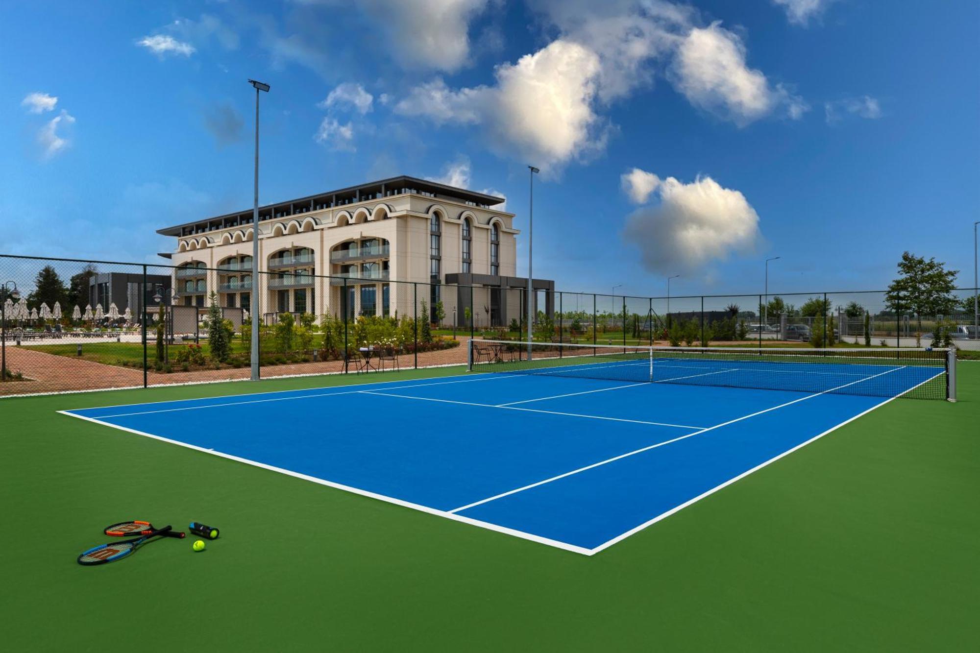 Kings' Valley Medical & Spa Hotel Καζανλούκ Εξωτερικό φωτογραφία Tennis Club