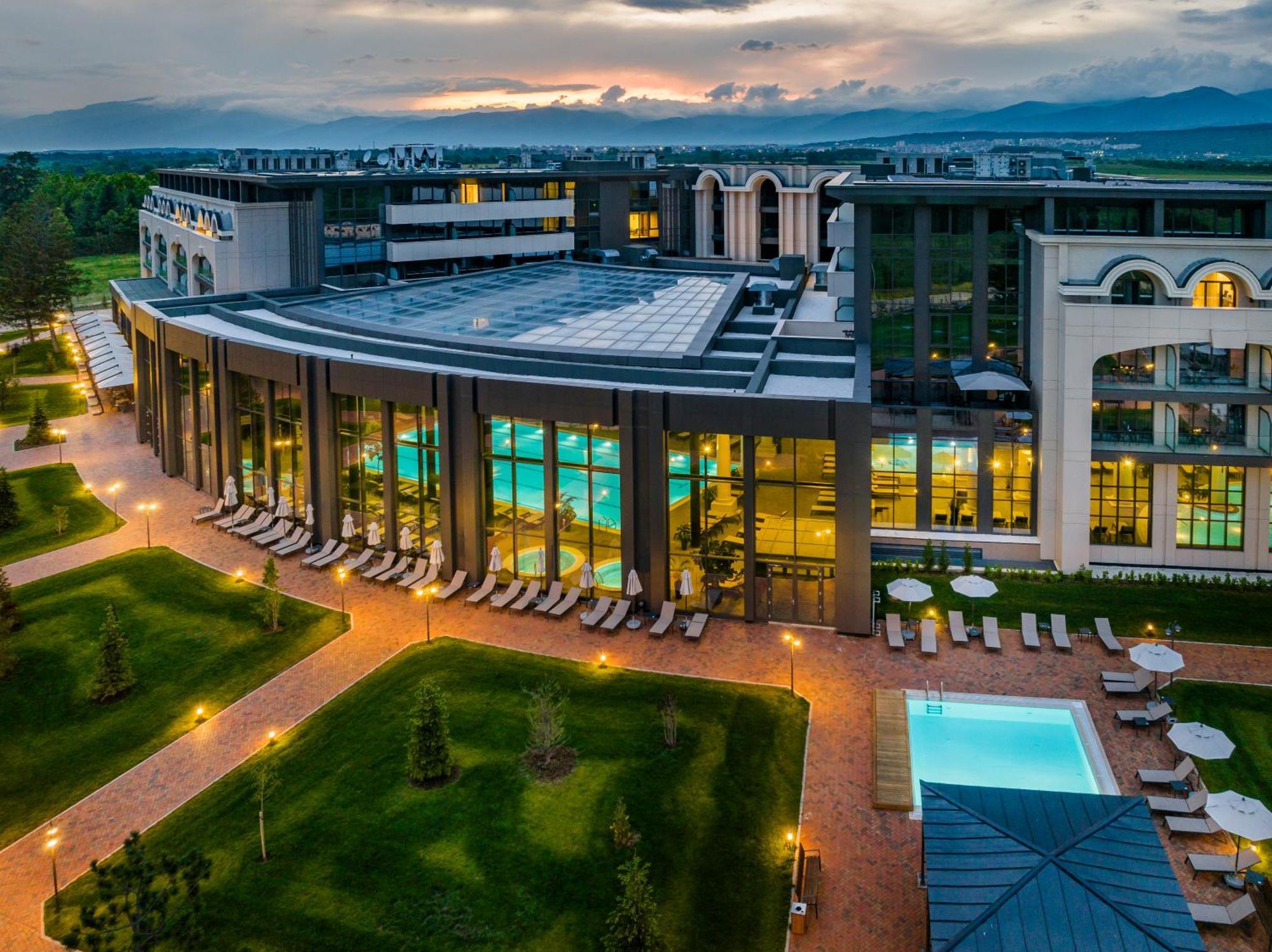 Kings' Valley Medical & Spa Hotel Καζανλούκ Εξωτερικό φωτογραφία