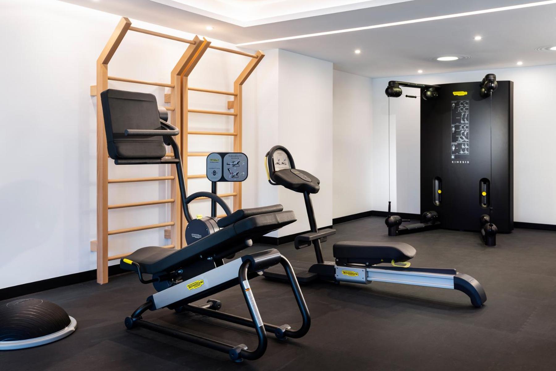 Kings' Valley Medical & Spa Hotel Καζανλούκ Εξωτερικό φωτογραφία Technogym Wellness Center